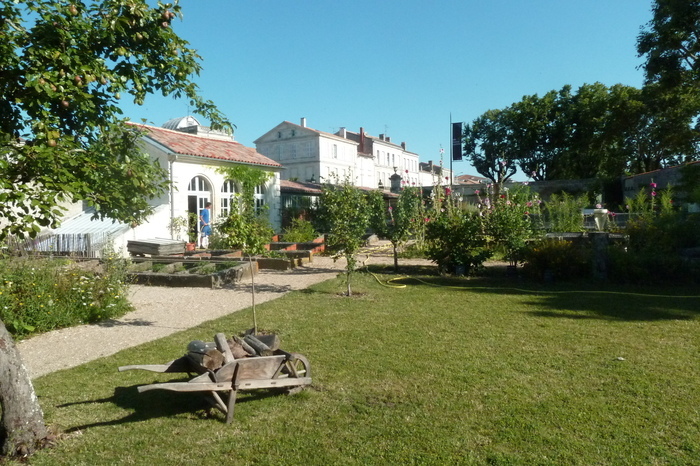 Déambulation libre à la découverte du Potager du Roi Le Potager du Roi Rochefort