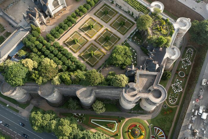 Découvrez les jardins à l'intérieur du château d'Angers ! Château d'Angers Angers