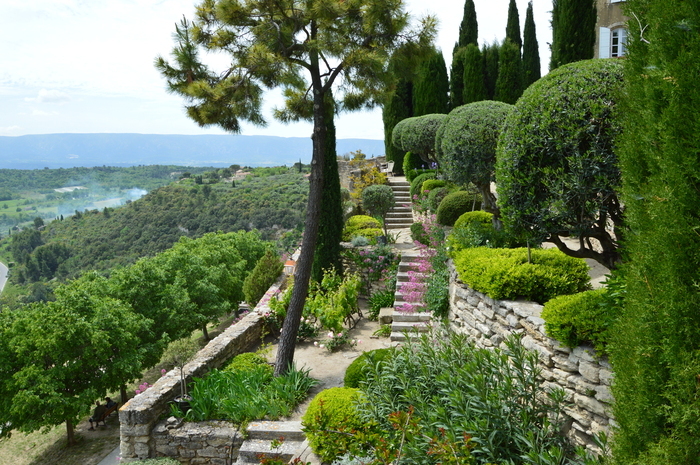 Découvrez les jardins privés du Palais Saint-Firmin, Jardins du Palais Saint Firmin, Gordes