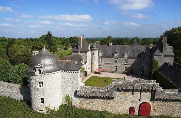 Découvrez les nombreux points de vue et perspectives du parc, Parc du Château de la Touche, Trébry