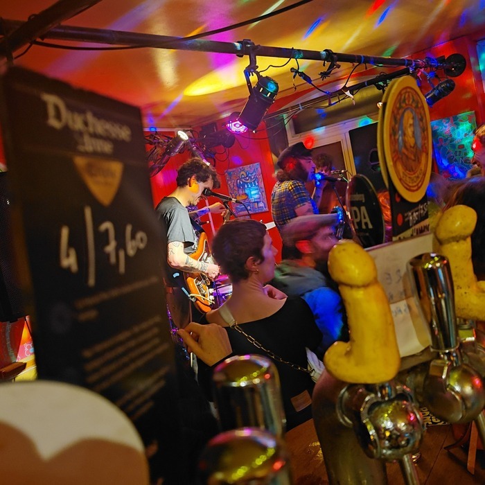 DELBARD + DJ BISTROT DE LA CITÉ Rennes