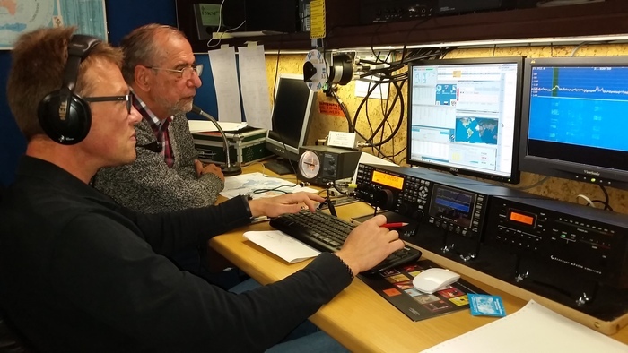 Démonstrations autour d’une station radio émission / réception sur onde courte., Musée « Saint-Lys Radio », Saint-Lys