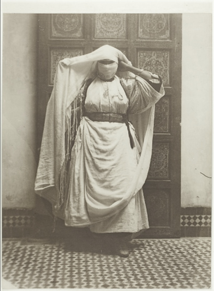 Déplier les photographies coloniales du Maroc, Château de Fontainebleau – quartier Henri IV, salle à manger, Fontainebleau