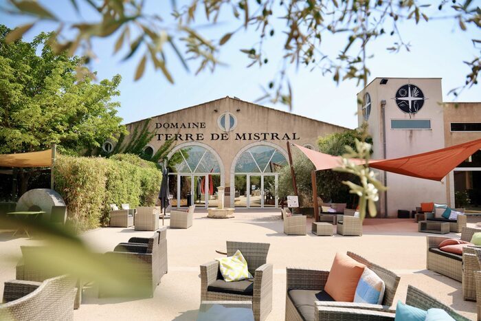 Domaine Terre de Mistral, Domaine Terre de Mistral, Rousset