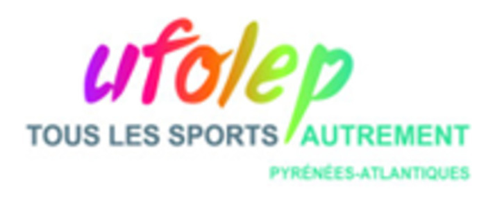 Ensemble à vélo, salle Louis Blazy avenue du Président Paul Delcourt, Mourenx