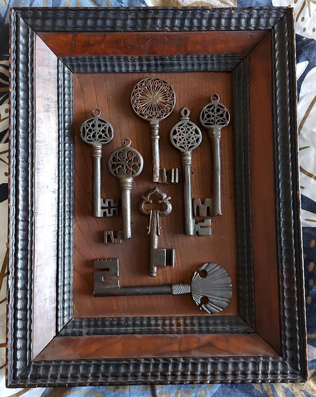 Exposition de clefs anciennes, cadenas, serrures, coffrets De l&rsquo;Antiquité au XXème siècle Et si elles pouvaient parler… Le Bistro Saint-Vigor-le-Grand