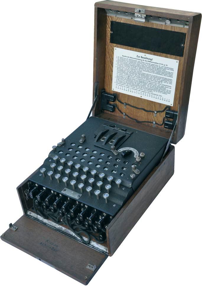 Exposition de machines à écrire et à calculer anciennes  Wasselonne