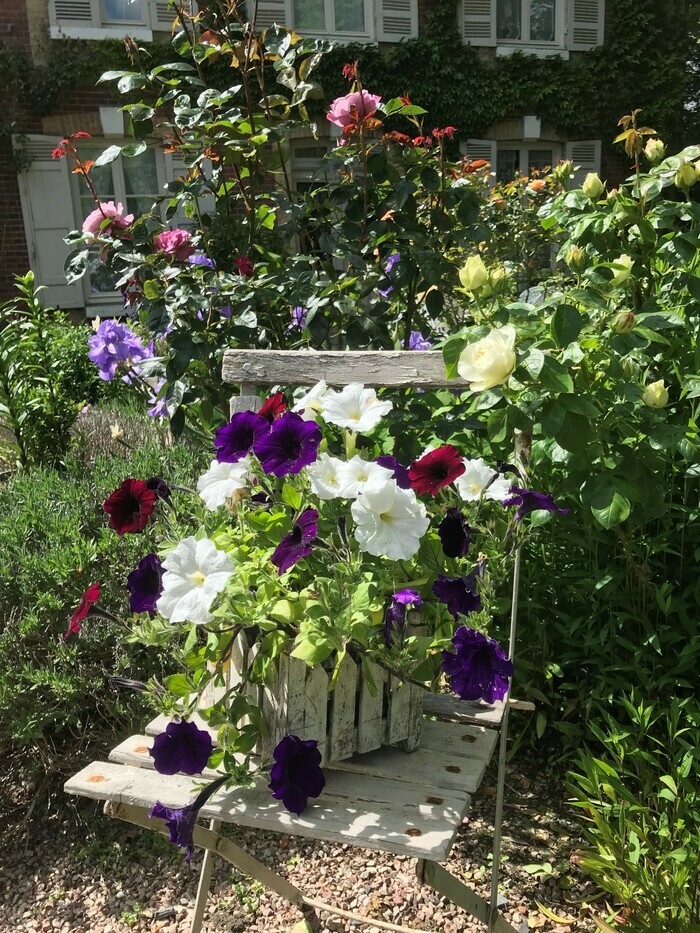 Exposition de peintures, Silvérane côté jardin, Pont-Audemer