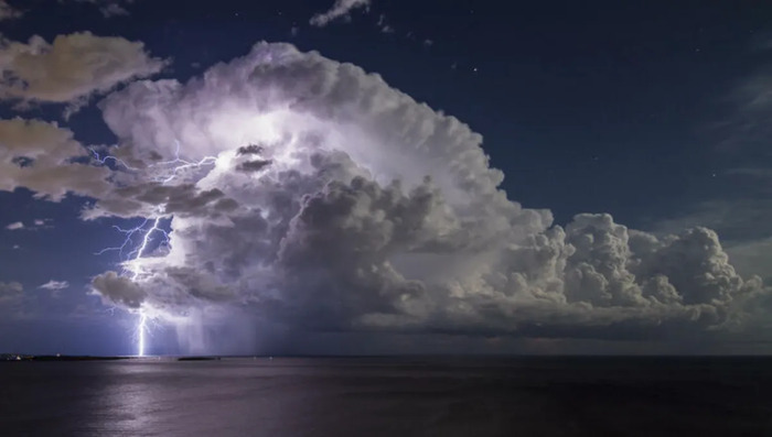 EXPOSITION ORAGES : ENTRE BEAUTÉ ET PUISSANCE PAR SERGE ZAKA
Du 11 mai au 28 juin 2026, Maison écocitoyenne, Bordeaux