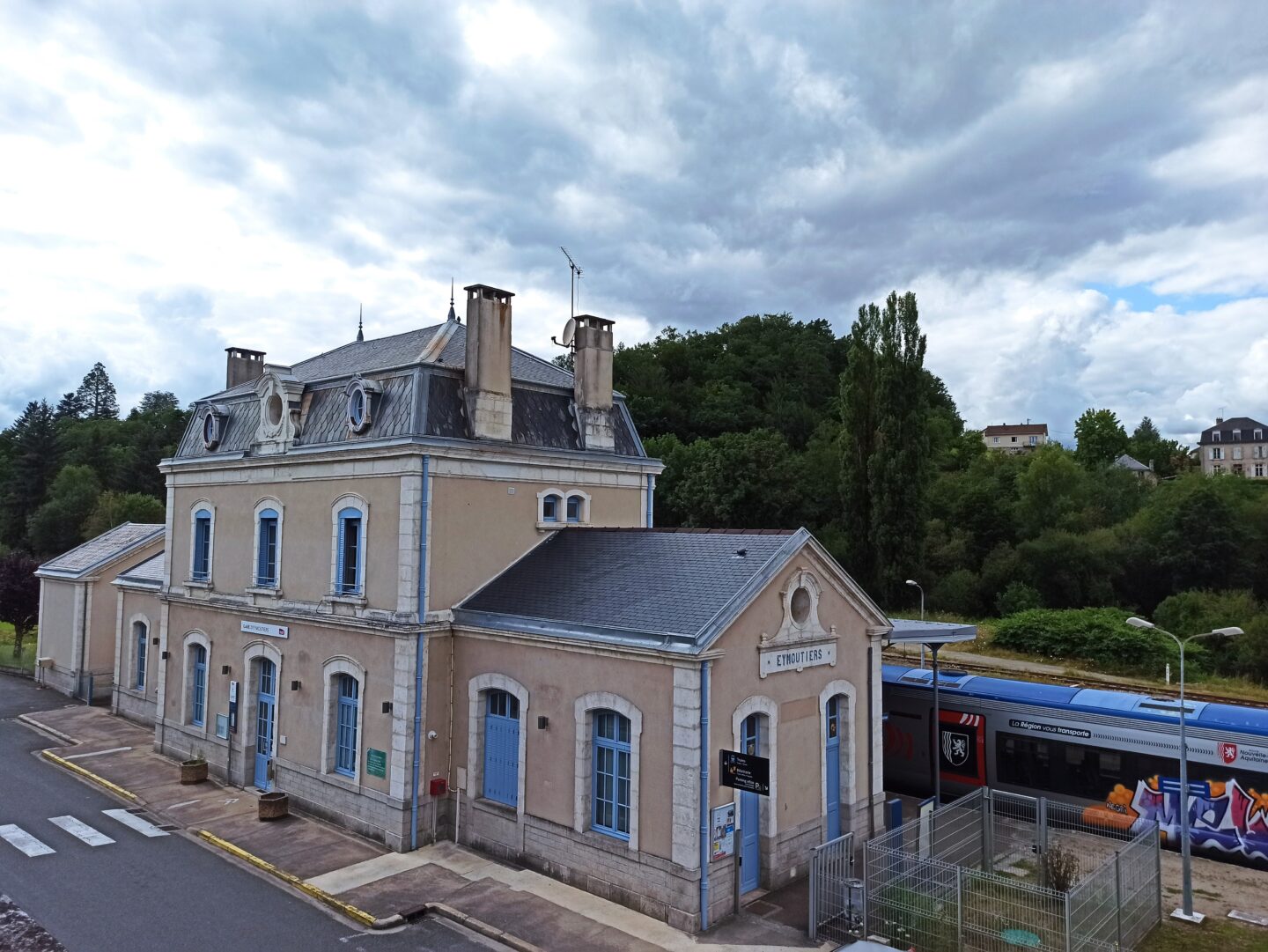 Exposition Un train peut en cacher un autre 8 rue de la collégiale Eymoutiers 2026-08-03