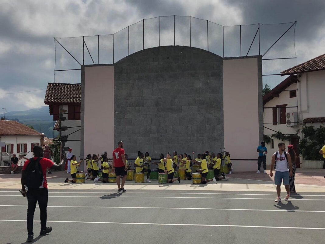 Festival de danses Gauargi Itxassou