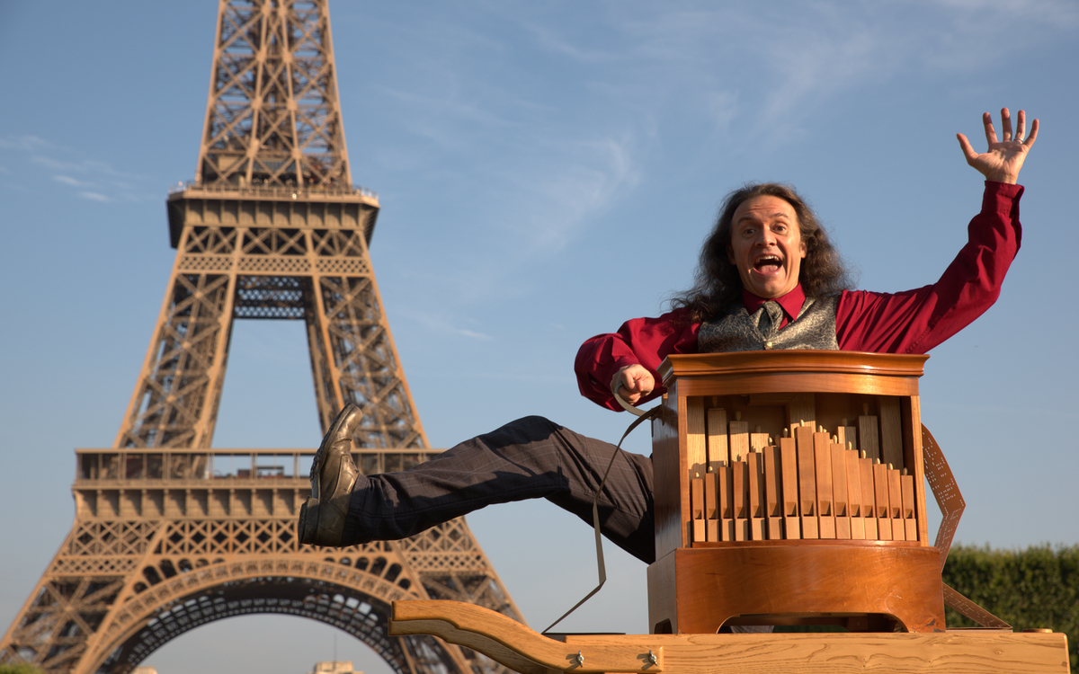 Fred Tolfey et son orgue de barbarie Parc Montsouris Paris