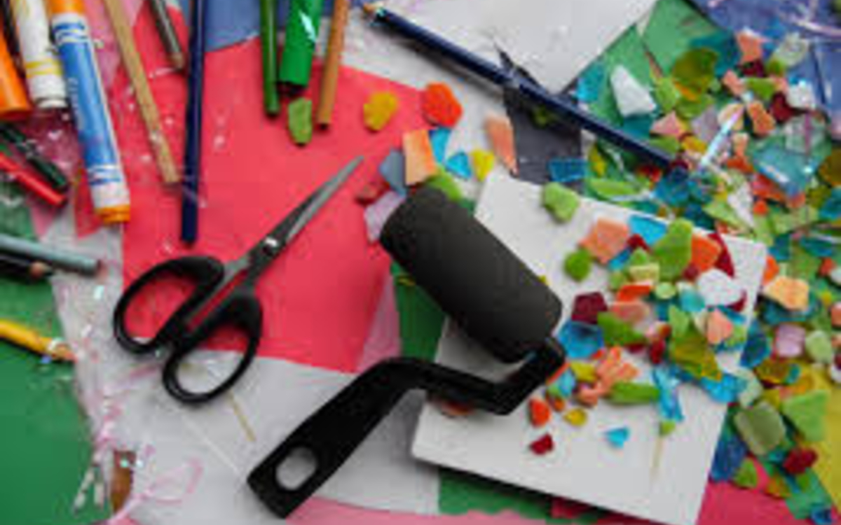 Graine d&rsquo;artiste : Création de guirlandes décoratives pour la fête de la Chapelle ! Bibliothèque Maurice Genevoix Paris