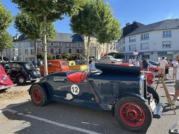 Grand rassemblement de véhicules anciens | 9º édition  Sévérac d&rsquo;Aveyron