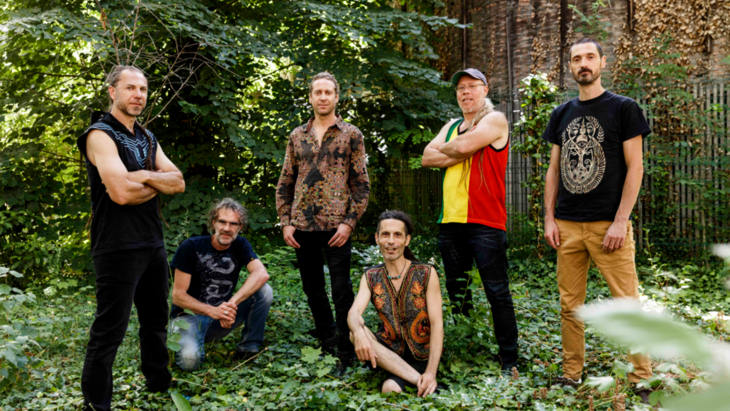 HILIGHT TRIBE LA COOPERATIVE DE MAI Clermont Ferrand