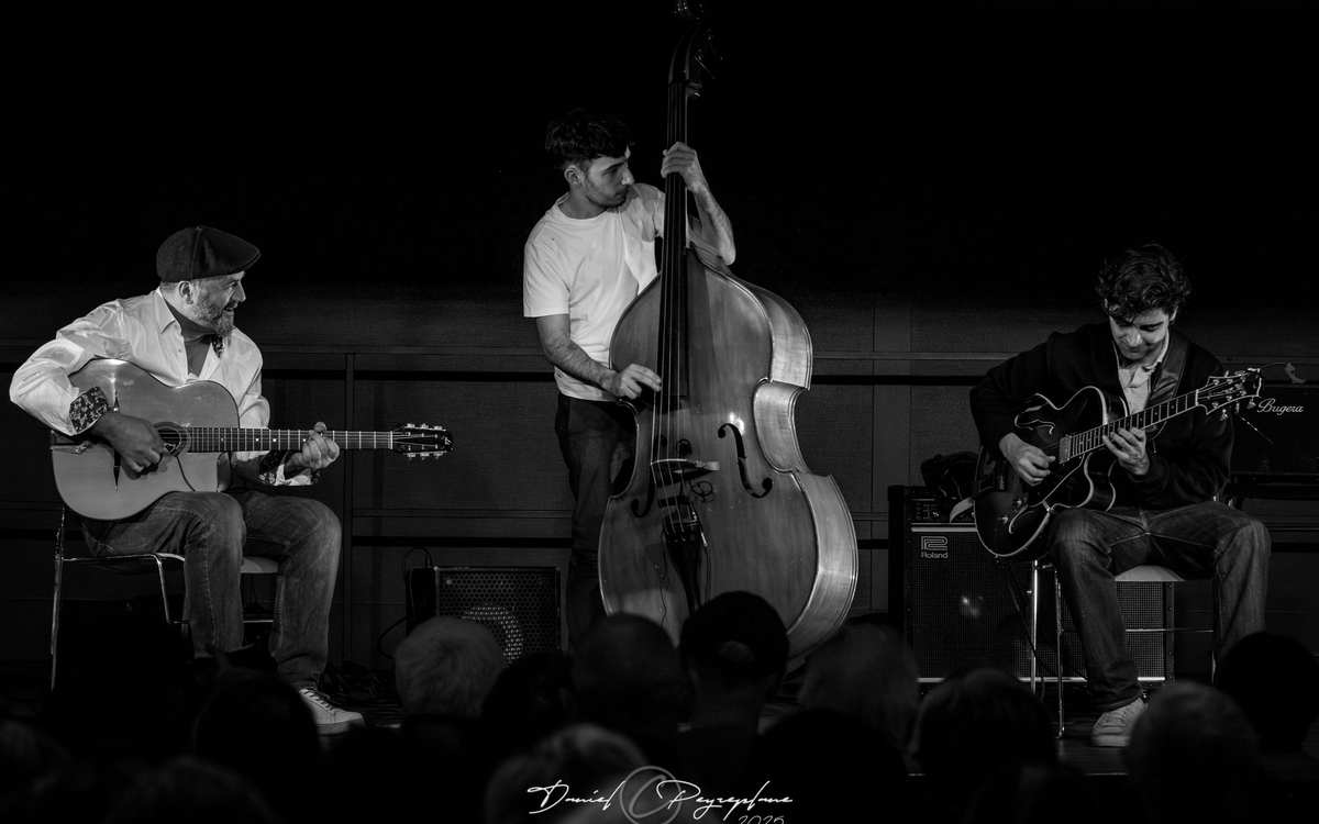 Hugo Guezbar trio Le Son de la Terre PARIS 05