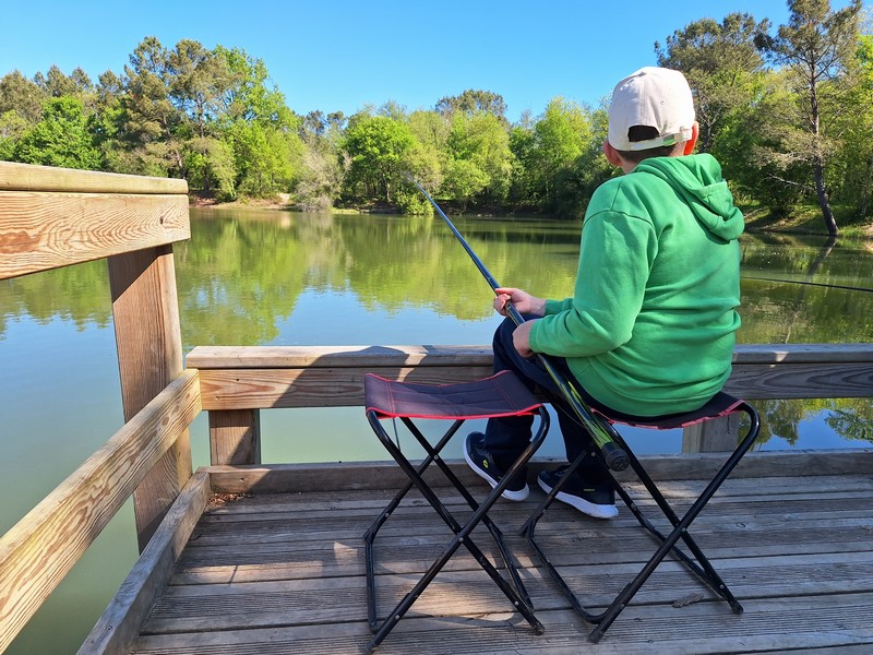 Initiation à la pêche au bouchon  Saint-Yzan-de-Soudiac 2026-08-12