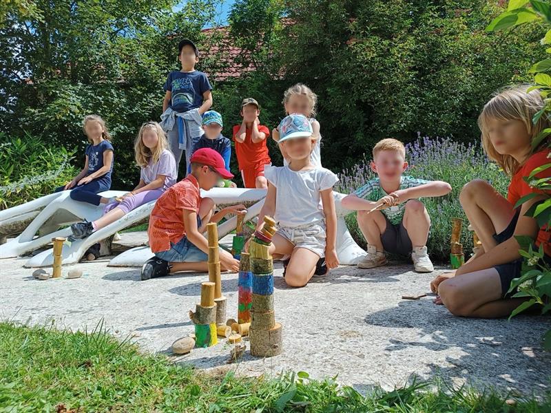 Initiation à l&rsquo;art contemporain pour les 6-12 ans Médiathèque ludothèque intercommunale Delme