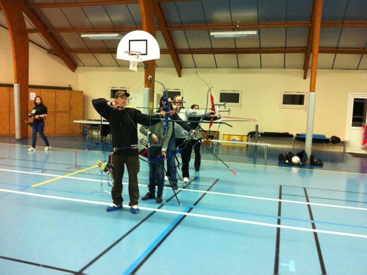 Initiation au tir à l'arc Gymnase Pierre CHARTON Agon-Coutainville 2026-04-23