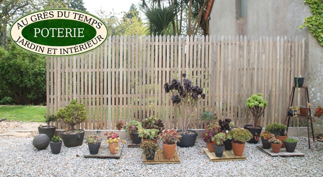 Jardin de pots Poterie Au Grès Du Temps Montsenelle