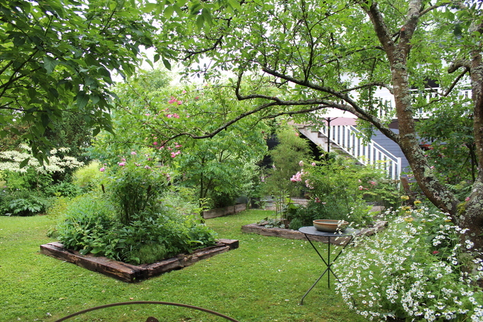 Jardins de roses, d’abeilles et de groseilles : Le Jardin des Dames-Jeannes, Le Jardin des Dames-Jeannes, Reichshoffen