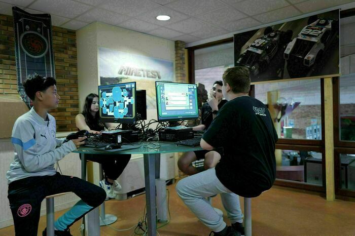 Joue sur PC en accès libre, EPN – Médiathèque Louis Aragon, Martigues