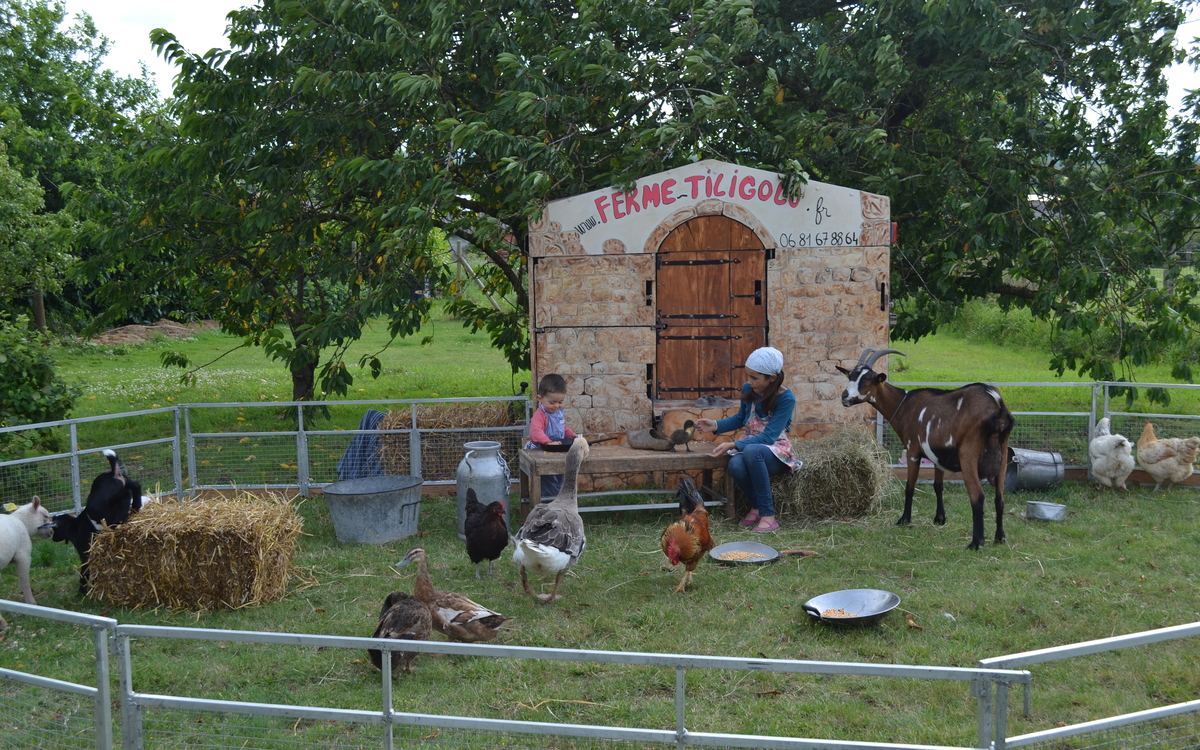 Journée de la terre nourricière : ferme pédagogique, ateliers et expo ! La Roche Paris