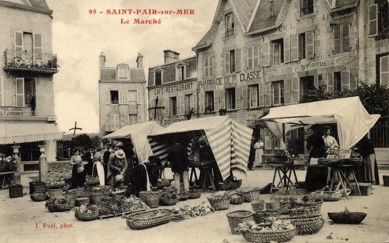 Journée Européenne du Patrimoine exposition d&rsquo;anciennes cartes postales EHPAD le Vallon Salle Chausey Saint-Pair-sur-Mer