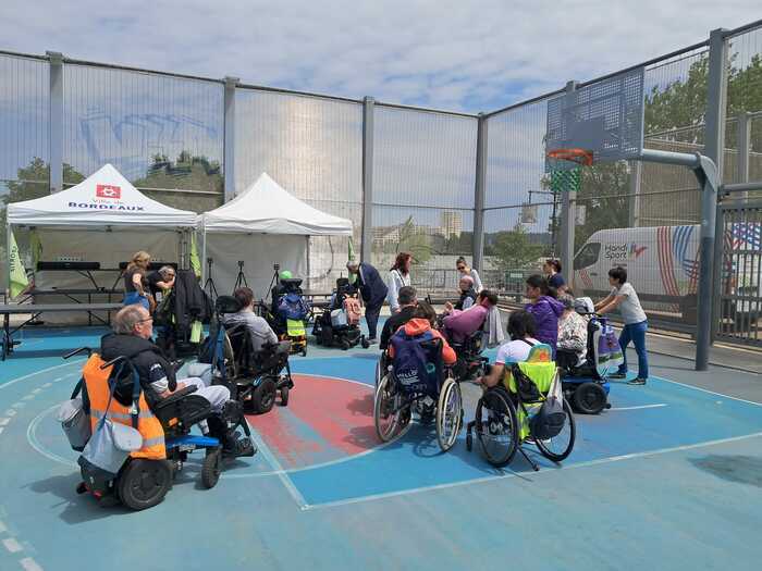 Journée Sport Handicap Parc des sports St Michel Bordeaux Bordeaux