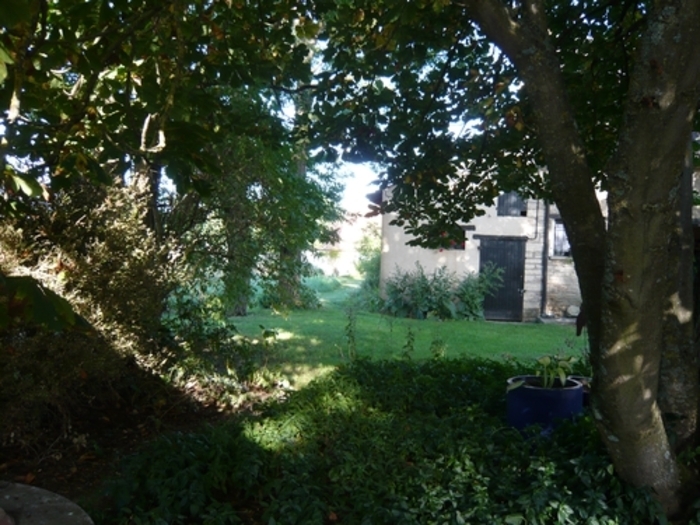 La biodiversité au jardin La Goluche Saint-Gervais-en-Vallière