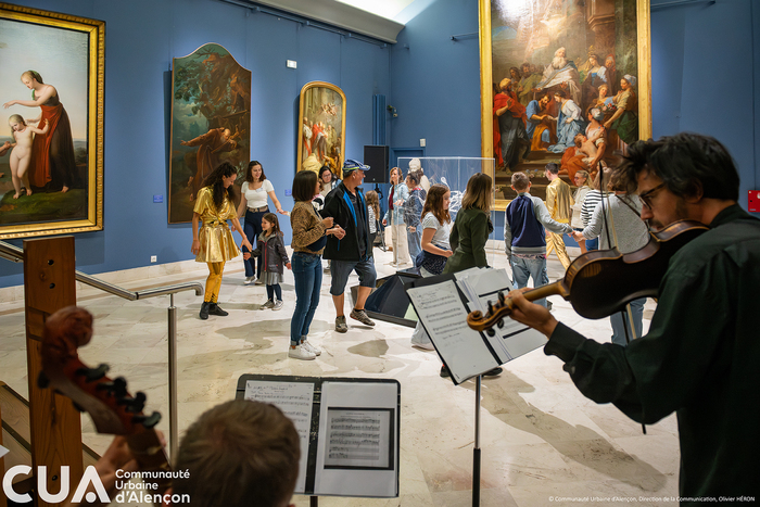 « La classe, l’œuvre ! » Baroc&rsquo;bal – Jamais trop rococo, Musée des Beaux-arts, Rouen
