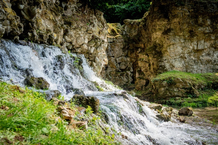 La grande cascade en eau, Domaine départemental de Méréville, Le Mérévillois