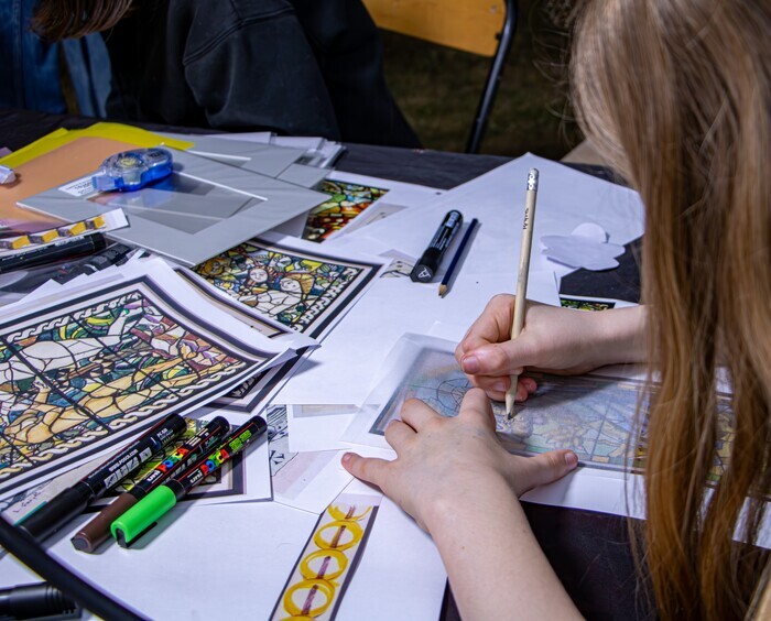 La parade des mascottes nocturnes, Chapelle Foujita, Reims