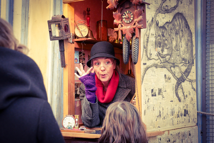 La Petite Boutique des devinettes, entresort intime par la Compagnie de la Vache Bleue, Site de la Porte aux Boules, Gravelines