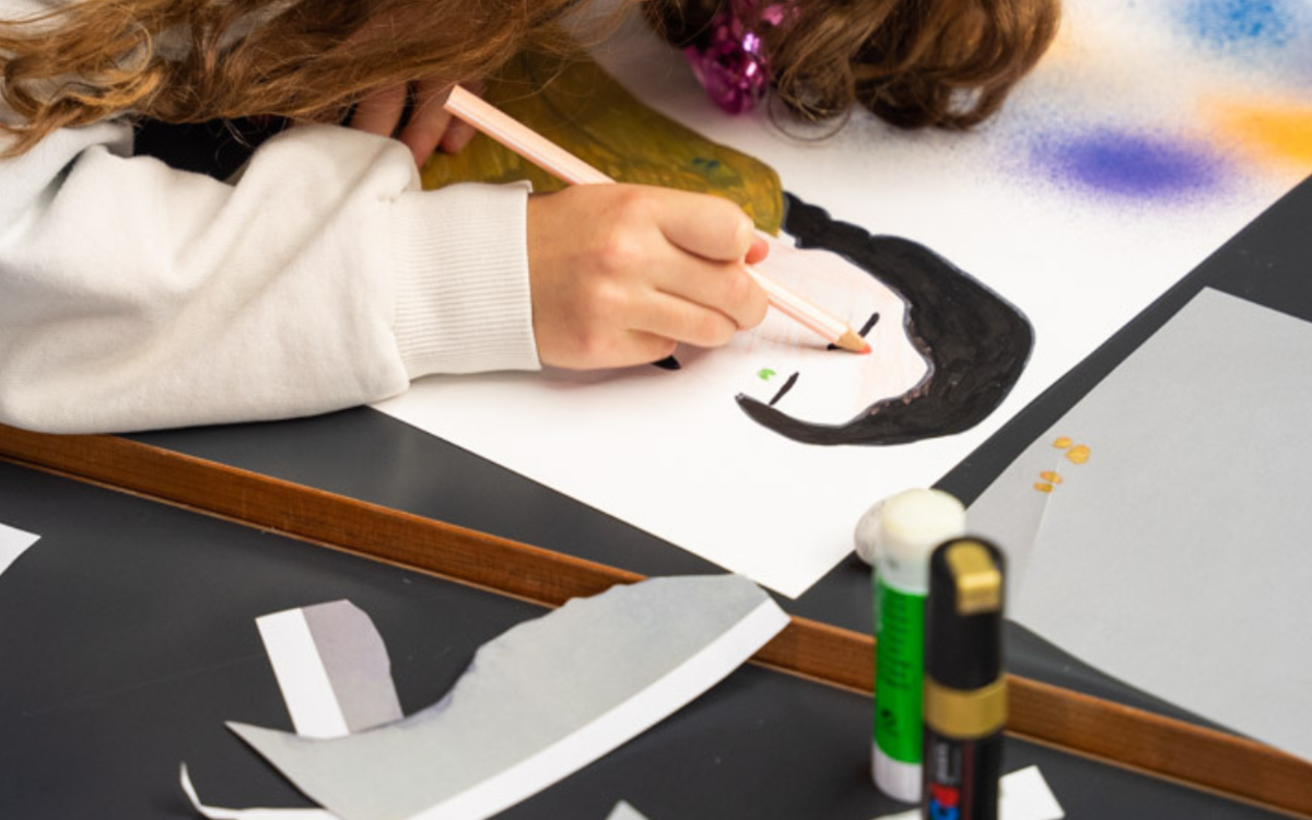 Le colporteur est un passeur Mémorial de la Shoah Paris