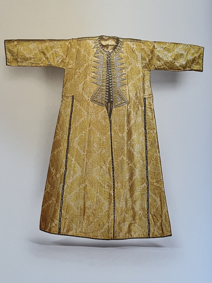Les caftans du Maroc dans les collections muséales France/Maroc Château de Fontainebleau - chapelle de la Trinité Fontainebleau