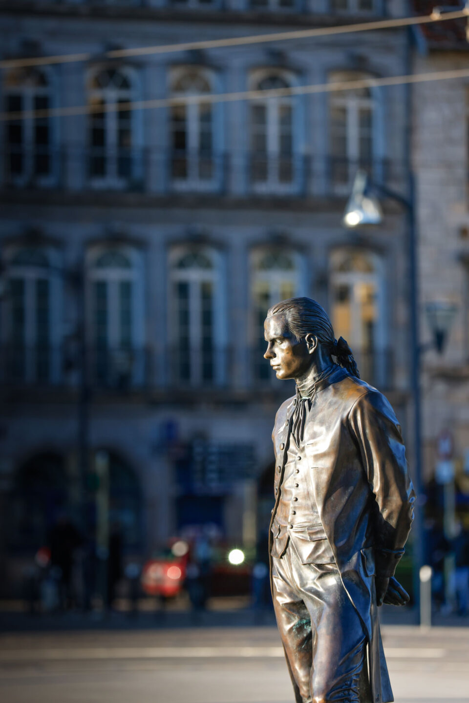 Les personnalités bisontines De Jenny d’Héricourt à Louis Pergaud place de la Révolution Besançon