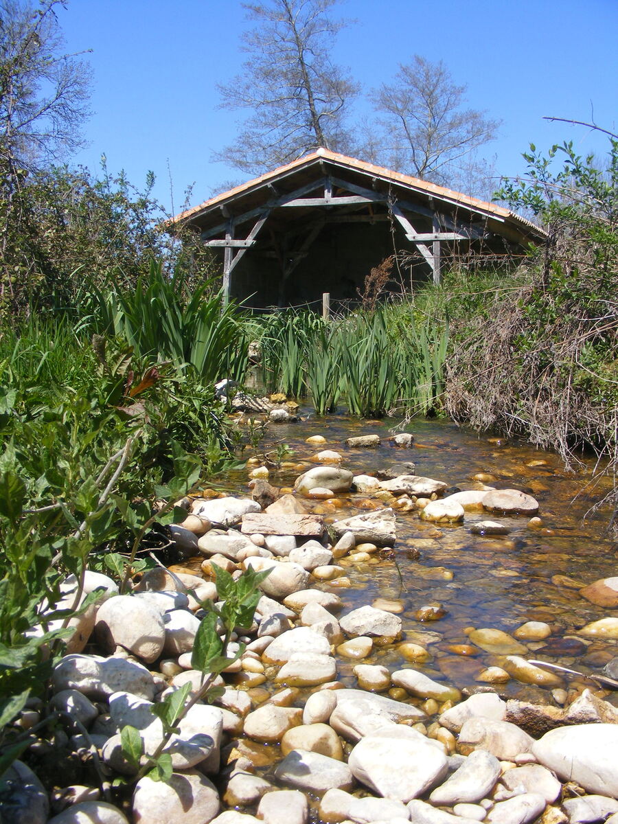 Les Randos des Nounous Le lavoir du Gau Saint-Vincent-de-Connezac Dordogne