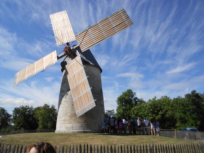 Les Randos des Nounous Le sentier des meuniers La Tour-Blanche-Cercles Dordogne
