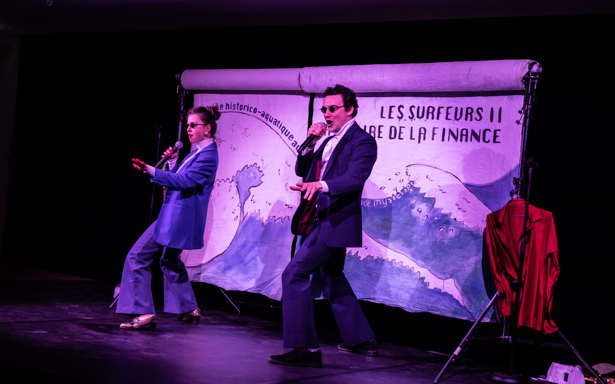 Les Surfeurs de la finance Cité de l’économie Paris