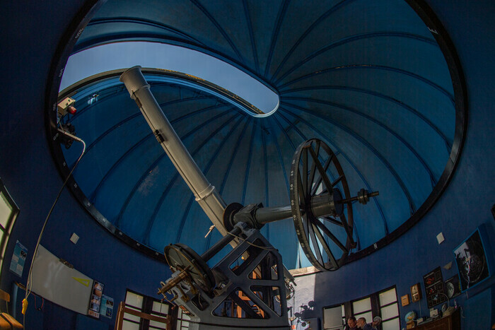 L’Observatoire de Lille, place Fernig, devant la station de métro Porte de Douai, Lille