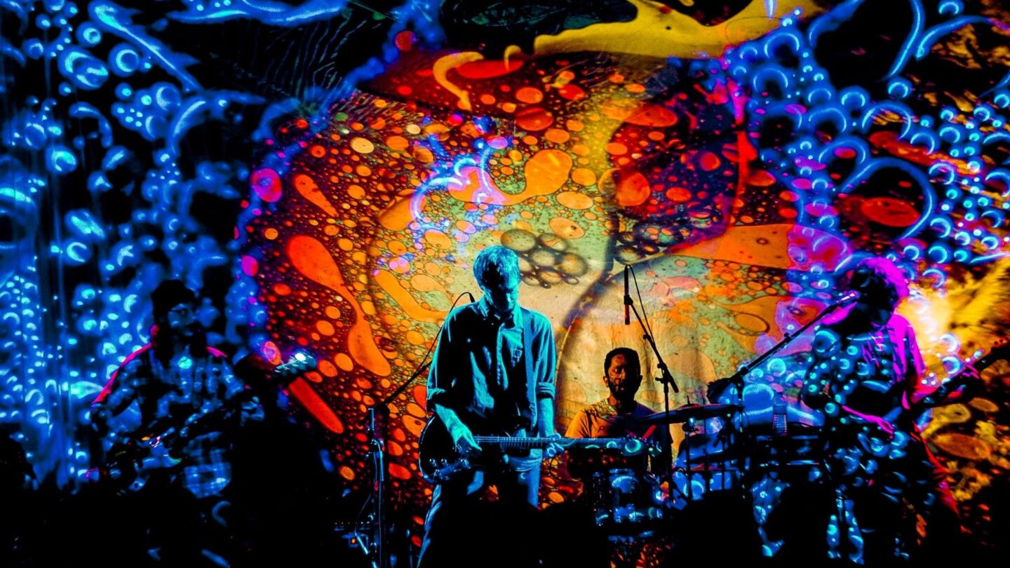 LSD AND THE SEARCH FOR GOD LE GUEULARD PLUS Nilvange