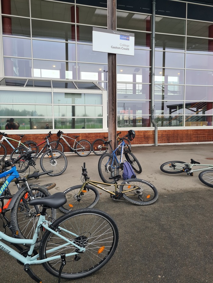 Mai à vélo au Collège Gaston Couté, Collège Gaston Couté, Meung-sur-Loire