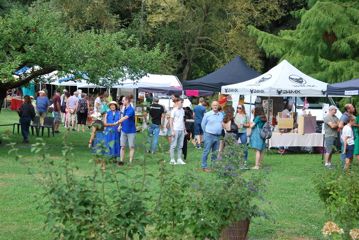 Marché du terroir au château du Grand Jardin, Château du Grand Jardin, Joinville
