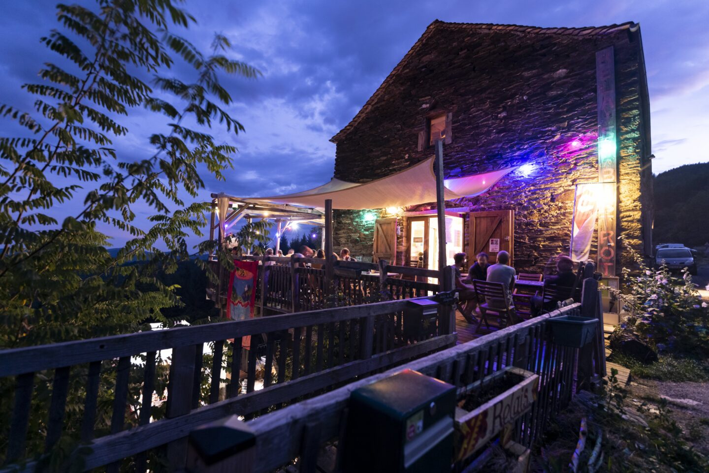 MARCHÉ NOCTURNE DE L&rsquo;ESPINAS Relais de l&rsquo;Espinas Ventalon en Cévennes