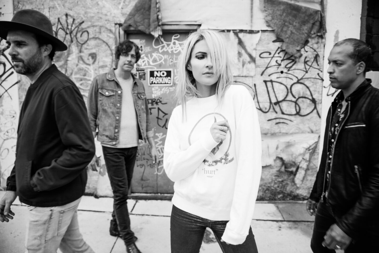 METRIC, BROKEN SOCIAL SCENE, AND STARS – ALL THE FEELINGS TOUR SALLE PLEYEL Paris