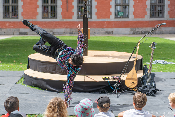 Newroz
Compagnie La Meute Place des Korrigans Saint-Thurial