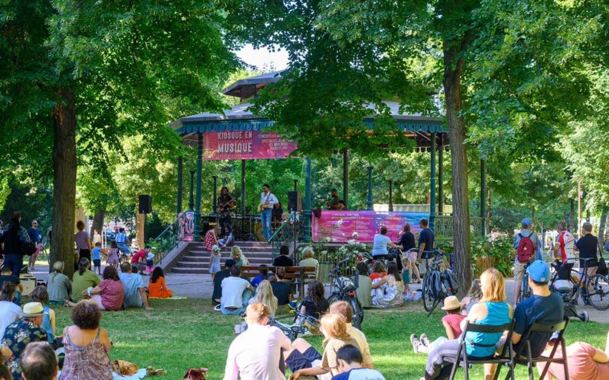 Open air dans le Square Monseigneur Maillet ! Square Monseigneur Maillet Paris