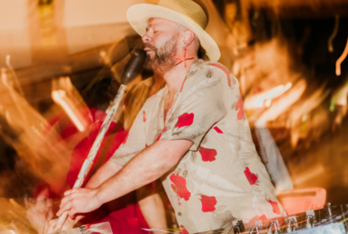 PAPAYA TROPICAL · TROPICAL HOUSE, Chat Noir, Carouge GE