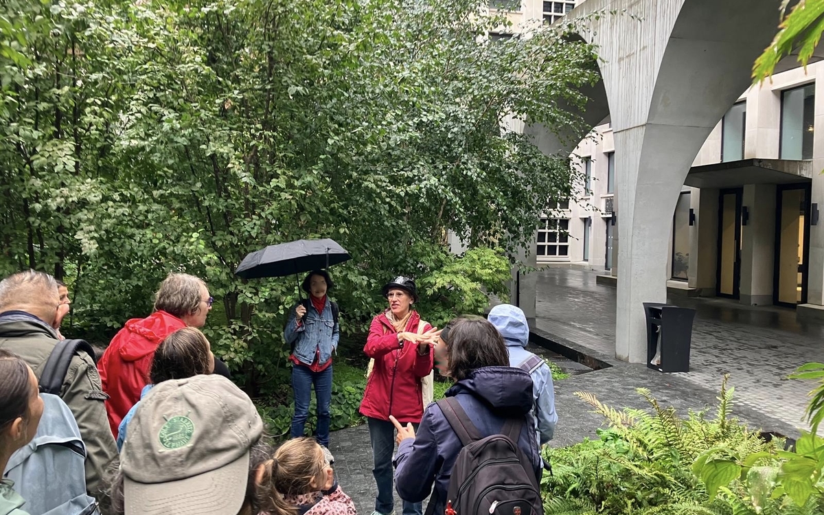 Parcours paysage et biodiversité autour du Parc de Choisy Entrée principale du Parc de Choisy Paris